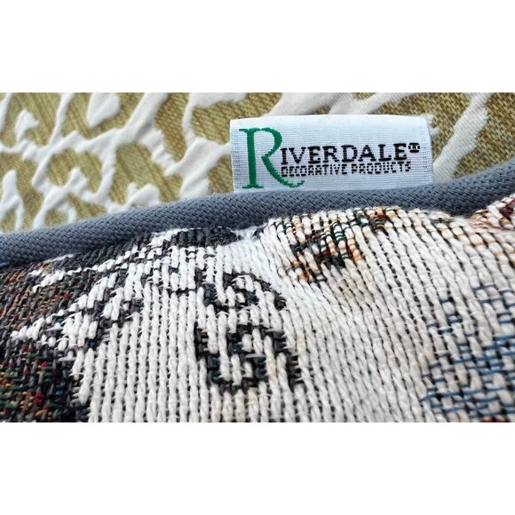 Decorative Tapestry Throw Pillow "Ingredients For A Happy Home" - Picture 12 of 14